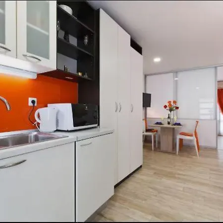 Trendy&sunny App-balcony, Great Location, Telework *